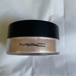 MAC silver dusk iridescent loose powder